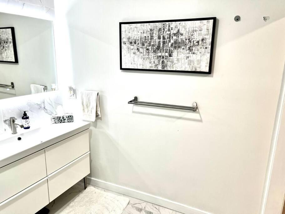 Luxury And Cozy 1 Bed Condo In The Heart Of Providence Kültér fotó